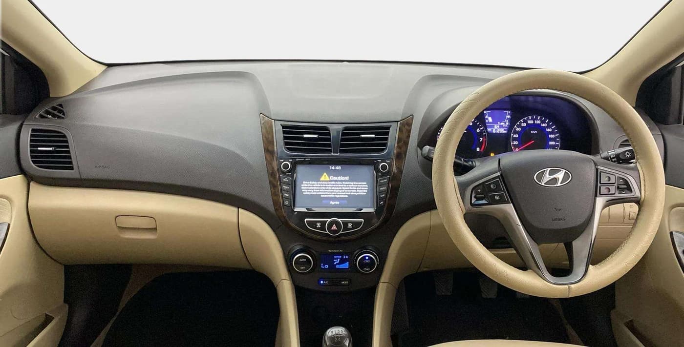 2017 Hyundai Verna 1.6 VTVT SX, Petrol, Manual, 61,279 km, Dashboard