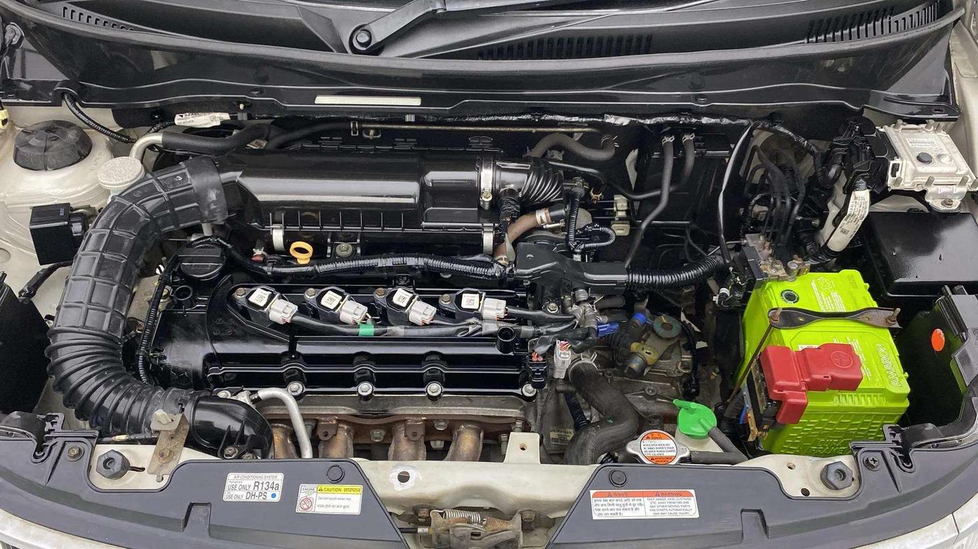 2017 Maruti IGNIS ALPHA 1.2, Petrol, Manual, 81,666 km, Engine View