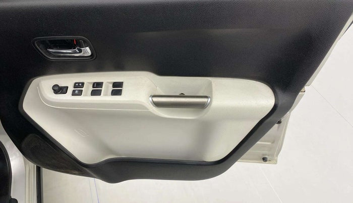 2017 Maruti IGNIS ALPHA 1.2, Petrol, Manual, 81,666 km, Driver Side Door Panels Control
