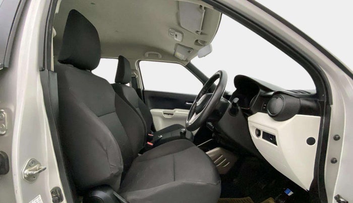 2017 Maruti IGNIS ALPHA 1.2, Petrol, Manual, 81,666 km, Right Side Front Door Cabin