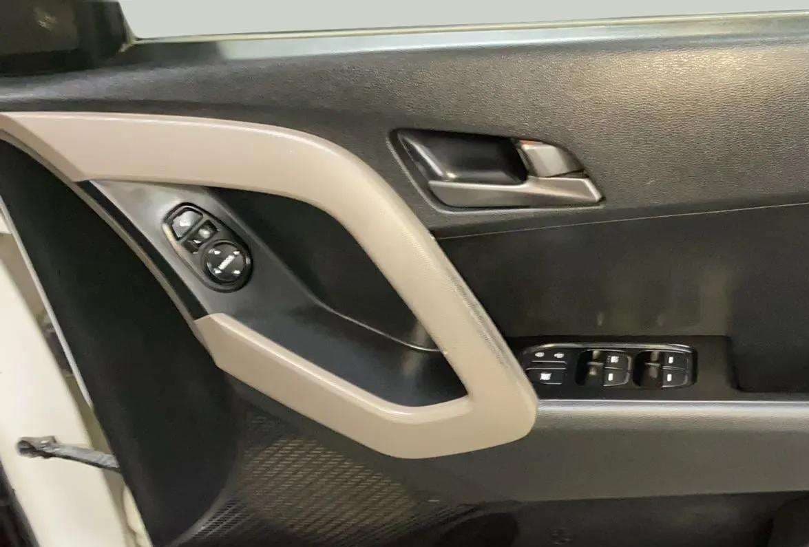 2017 Hyundai Creta SX PLUS AT 1.6 PETROL, Petrol, Automatic, 95,011 km, Driver Side Door Panels Control