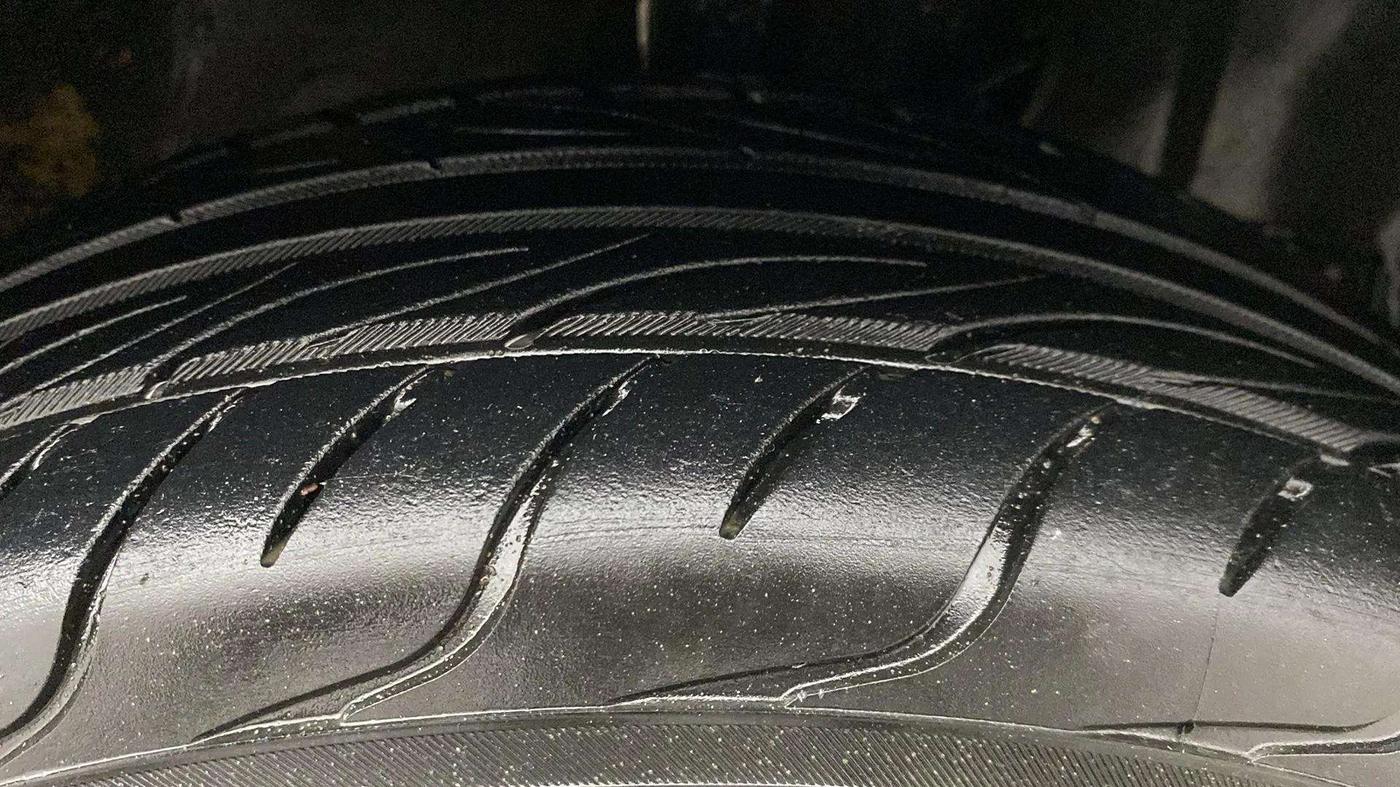 2019 Maruti New Wagon-R ZXI 1.2 AMT, Petrol, Automatic, 17,762 km, Left Front Tyre Tread