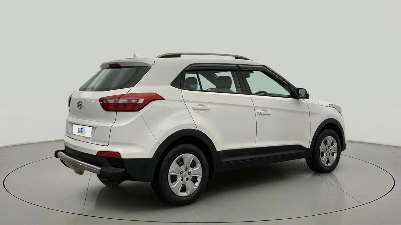 2016 Hyundai Creta E PLUS 1.6 PETROL, CNG, Manual, 40,569 km, Right Back Diagonal