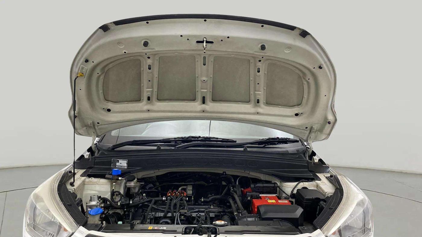 2016 Hyundai Creta E PLUS 1.6 PETROL, CNG, Manual, 40,569 km, Open Bonet