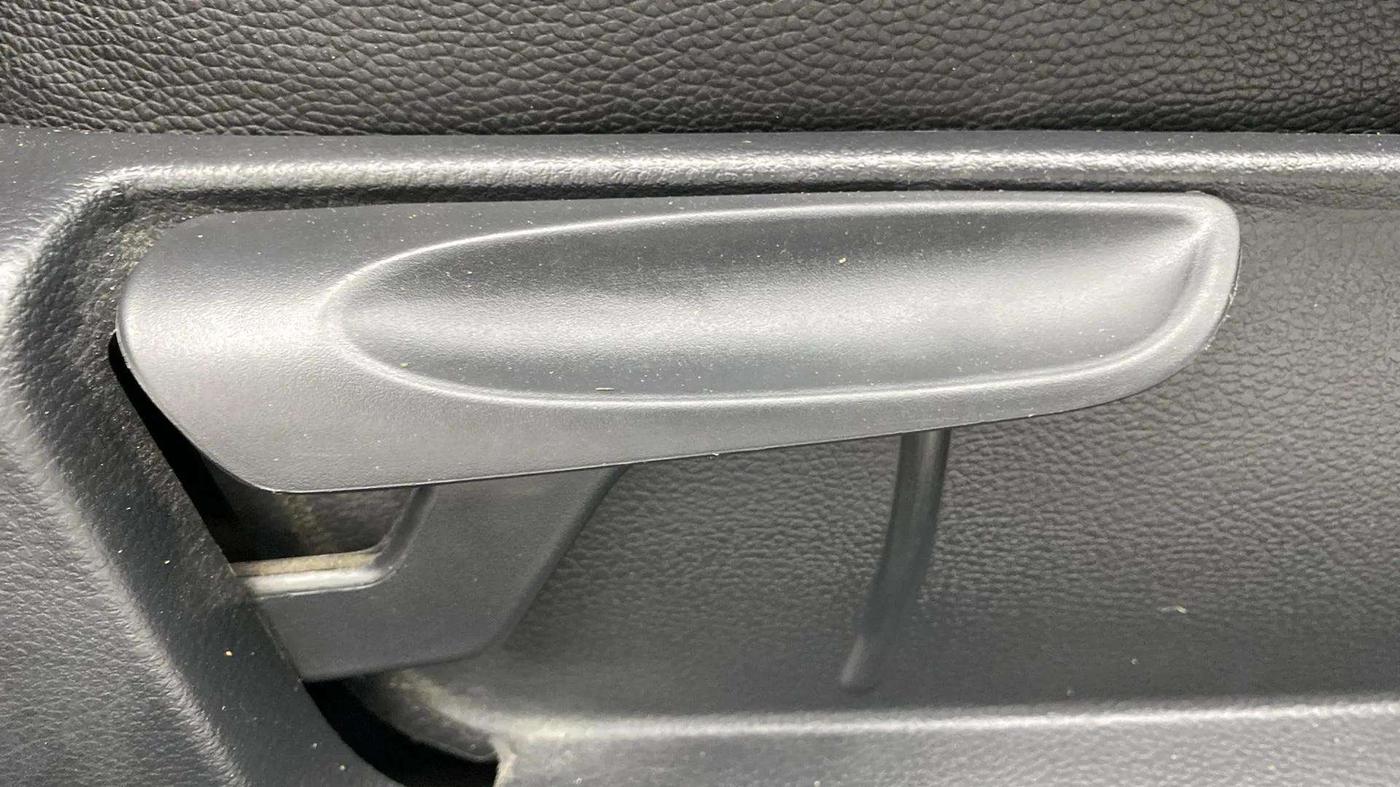 2019 Skoda Rapid AMBITION 1.6 MPI MT, Petrol, Manual, 59,401 km, Driver Side Adjustment Panel