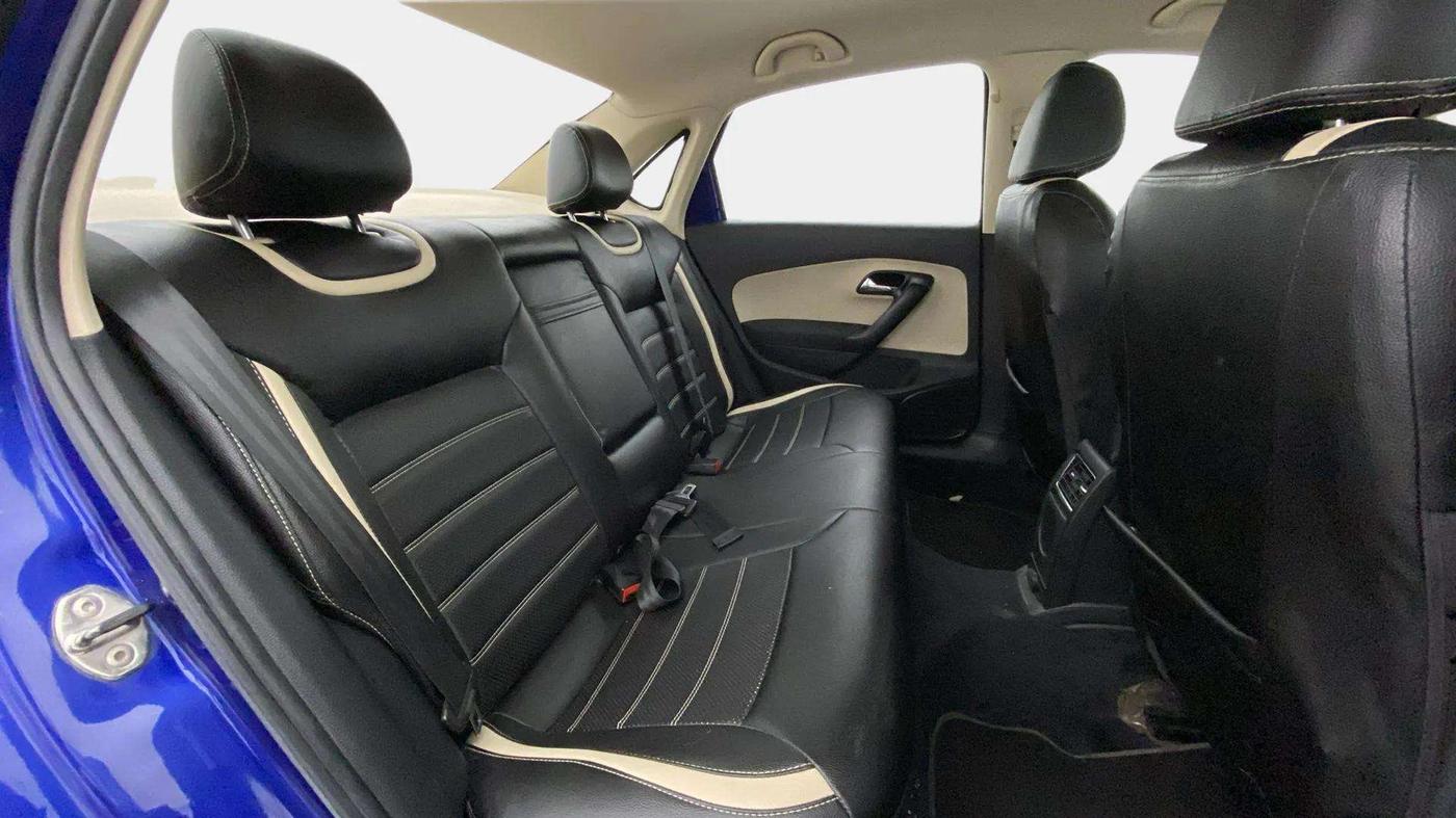 2019 Skoda Rapid AMBITION 1.6 MPI MT, Petrol, Manual, 59,401 km, Right Side Rear Door Cabin