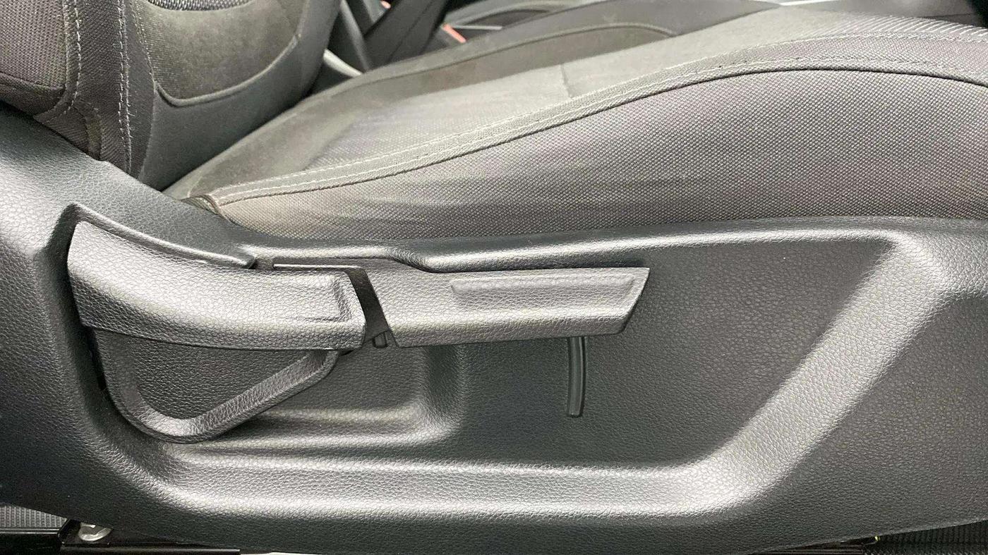 2022 KIA SELTOS HTK 1.5 PETROL, Petrol, Manual, 23,587 km, Driver Side Adjustment Panel