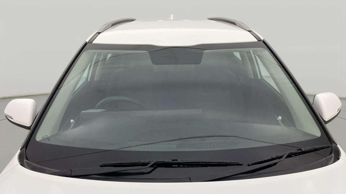 2022 KIA SELTOS HTK 1.5 PETROL, Petrol, Manual, 23,587 km, Front Windshield