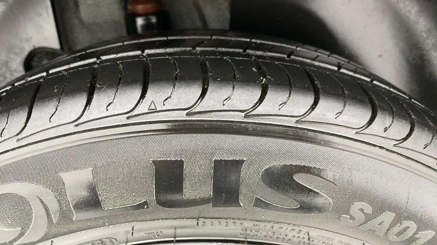 2022 KIA SELTOS HTK 1.5 PETROL, Petrol, Manual, 23,587 km, Right Rear Tyre Tread