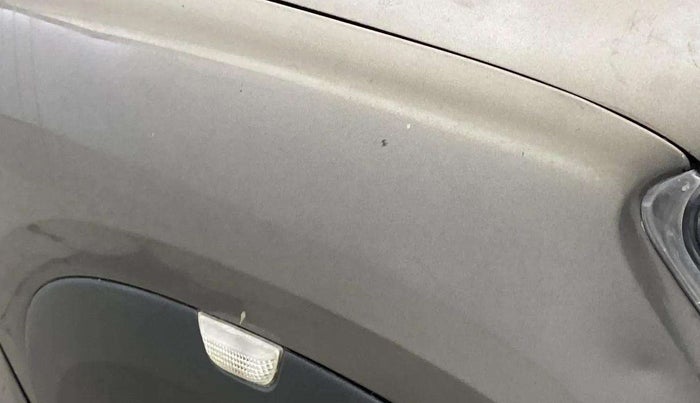 2019 Renault Kwid RXT 1.0 AMT (O), CNG, Automatic, 70,326 km, Right fender - Slightly dented