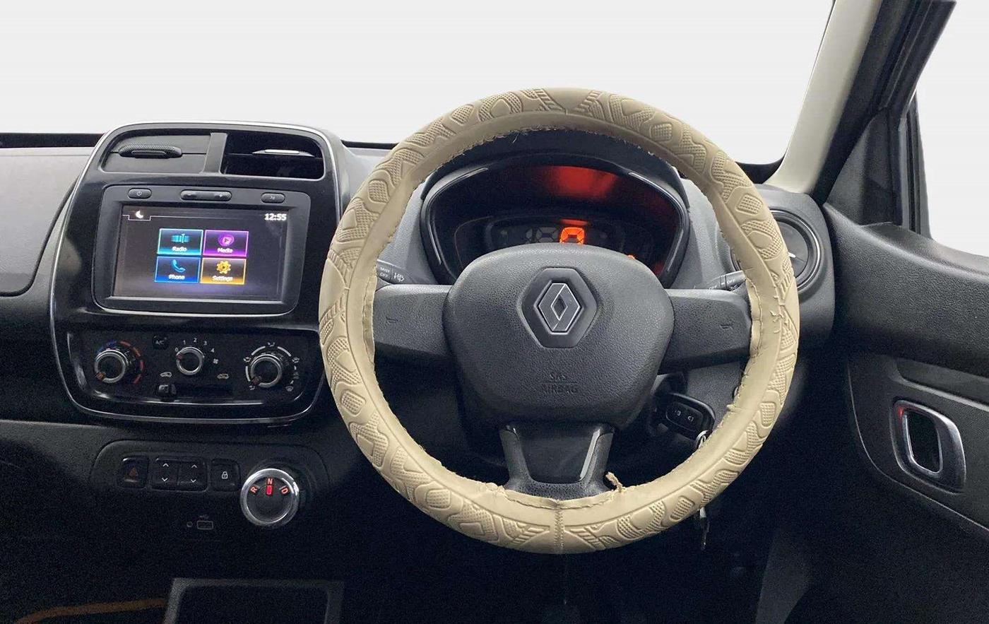 2019 Renault Kwid RXT 1.0 AMT (O), CNG, Automatic, 70,125 km, Steering Wheel Close Up