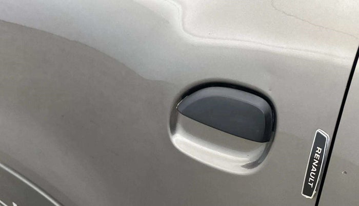 2019 Renault Kwid RXT 1.0 AMT (O), CNG, Automatic, 70,326 km, Rear left door - Minor scratches