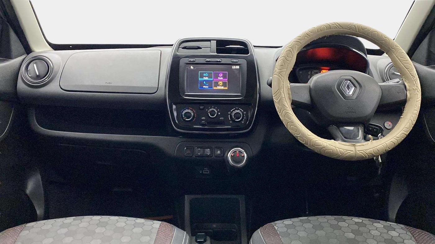 2019 Renault Kwid RXT 1.0 AMT (O), CNG, Automatic, 70,125 km, Dashboard