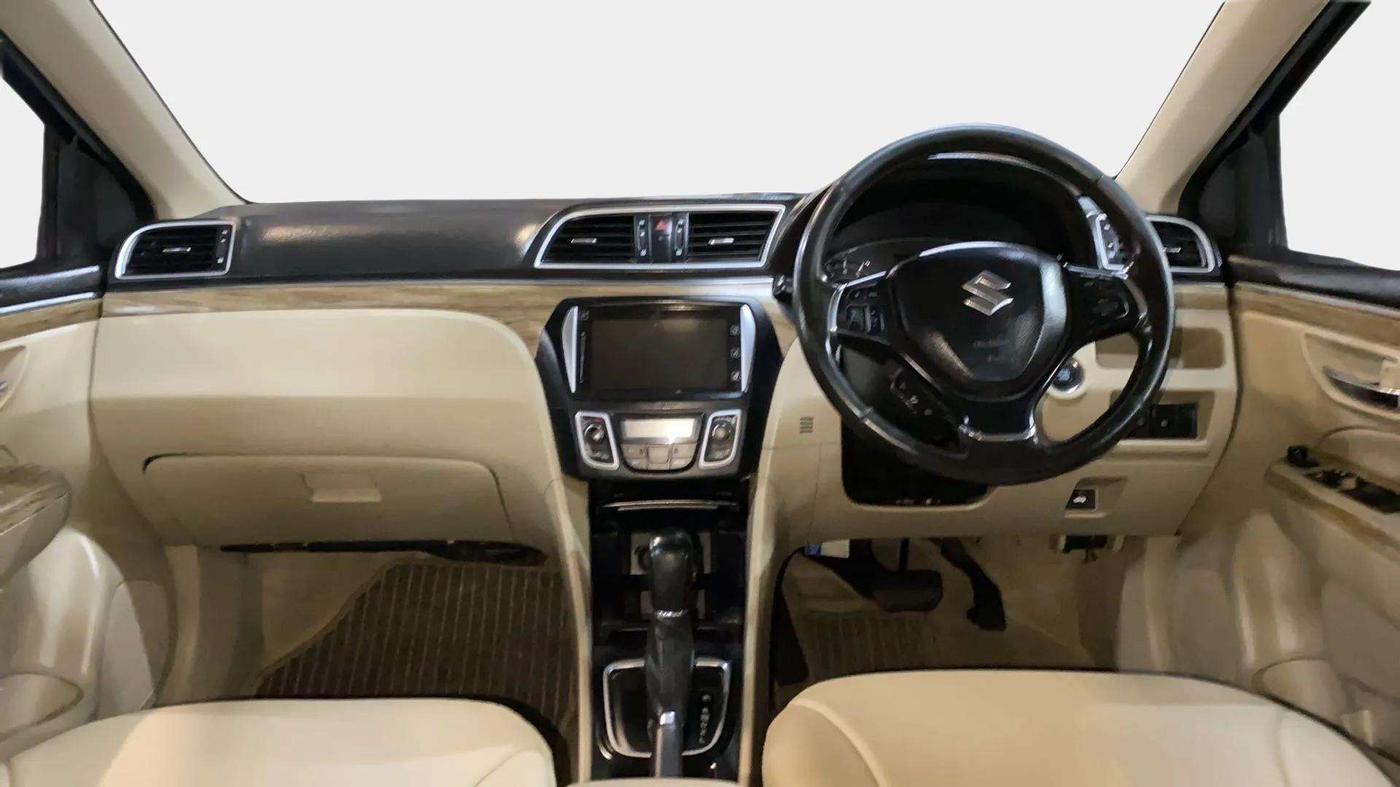 2018 Maruti Ciaz ALPHA  AT 1.5 SHVS PETROL, Petrol, Automatic, 54,077 km, Dashboard
