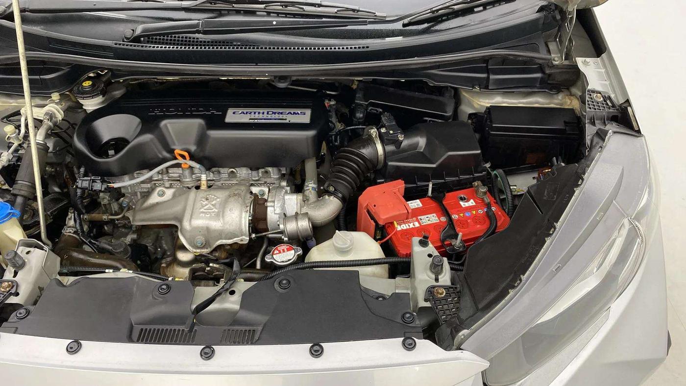 2018 Honda WR-V 1.5L I-DTEC VX MT, Diesel, Manual, 50,714 km, Engine View - Left
