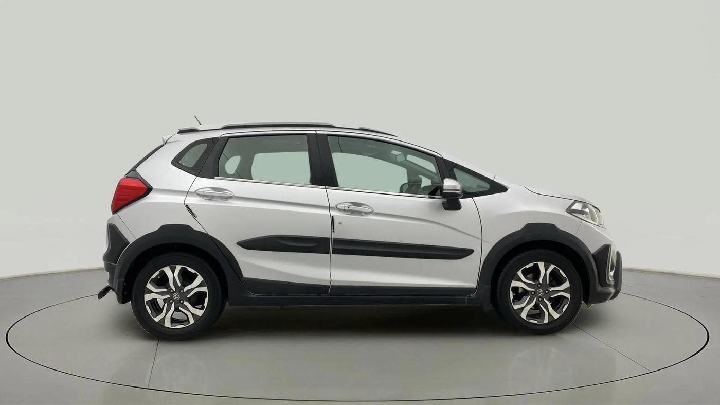 2018 Honda WR-V 1.5L I-DTEC VX MT, Diesel, Manual, 50,714 km, Right Side View