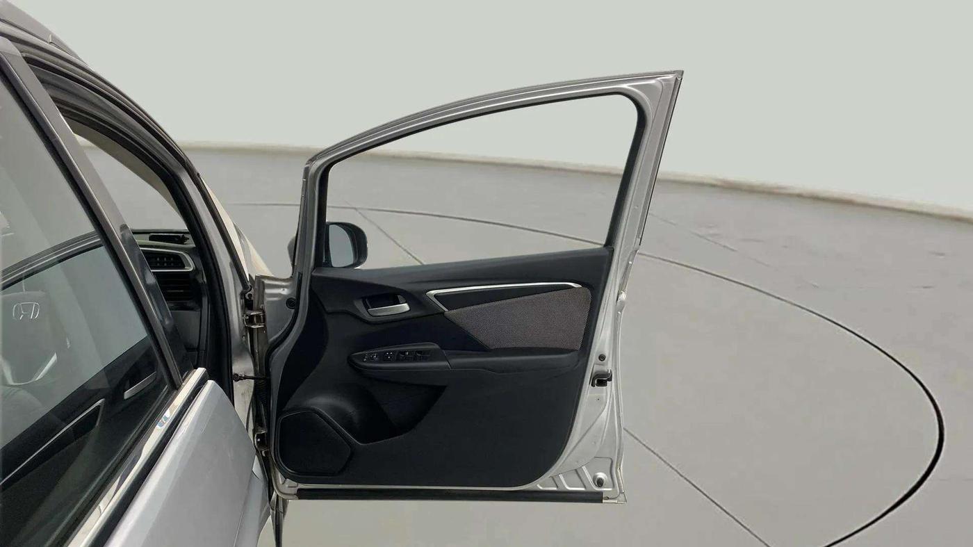 2018 Honda WR-V 1.5L I-DTEC VX MT, Diesel, Manual, 50,714 km, RHS Front Door