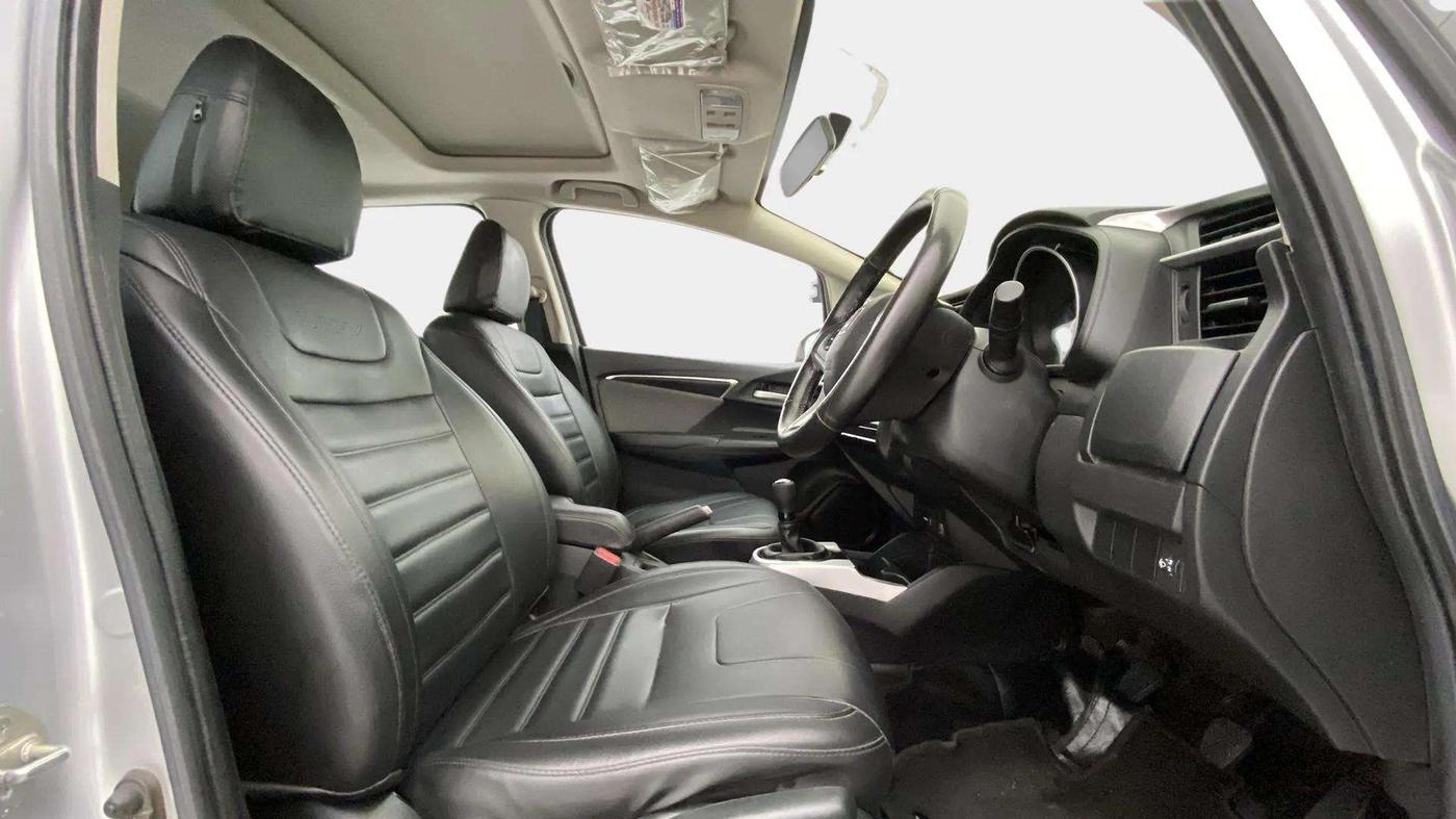 2018 Honda WR-V 1.5L I-DTEC VX MT, Diesel, Manual, 50,714 km, Right Side Front Door Cabin