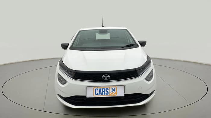2024 Tata ALTROZ XZ PETROL, Petrol, Manual, 17,741 km, Front