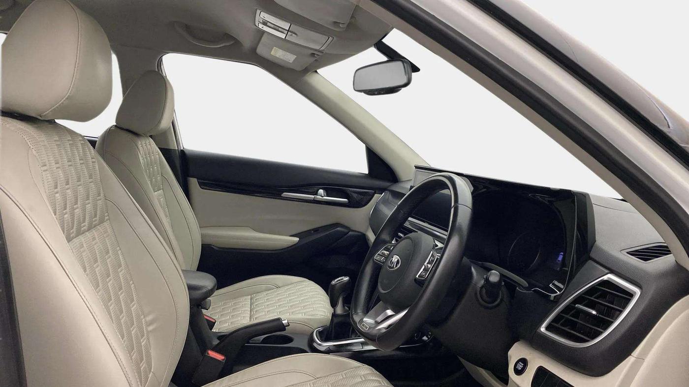 2019 KIA SELTOS HTX 1.5 PETROL, Petrol, Manual, 61,061 km, Right Side Front Door Cabin