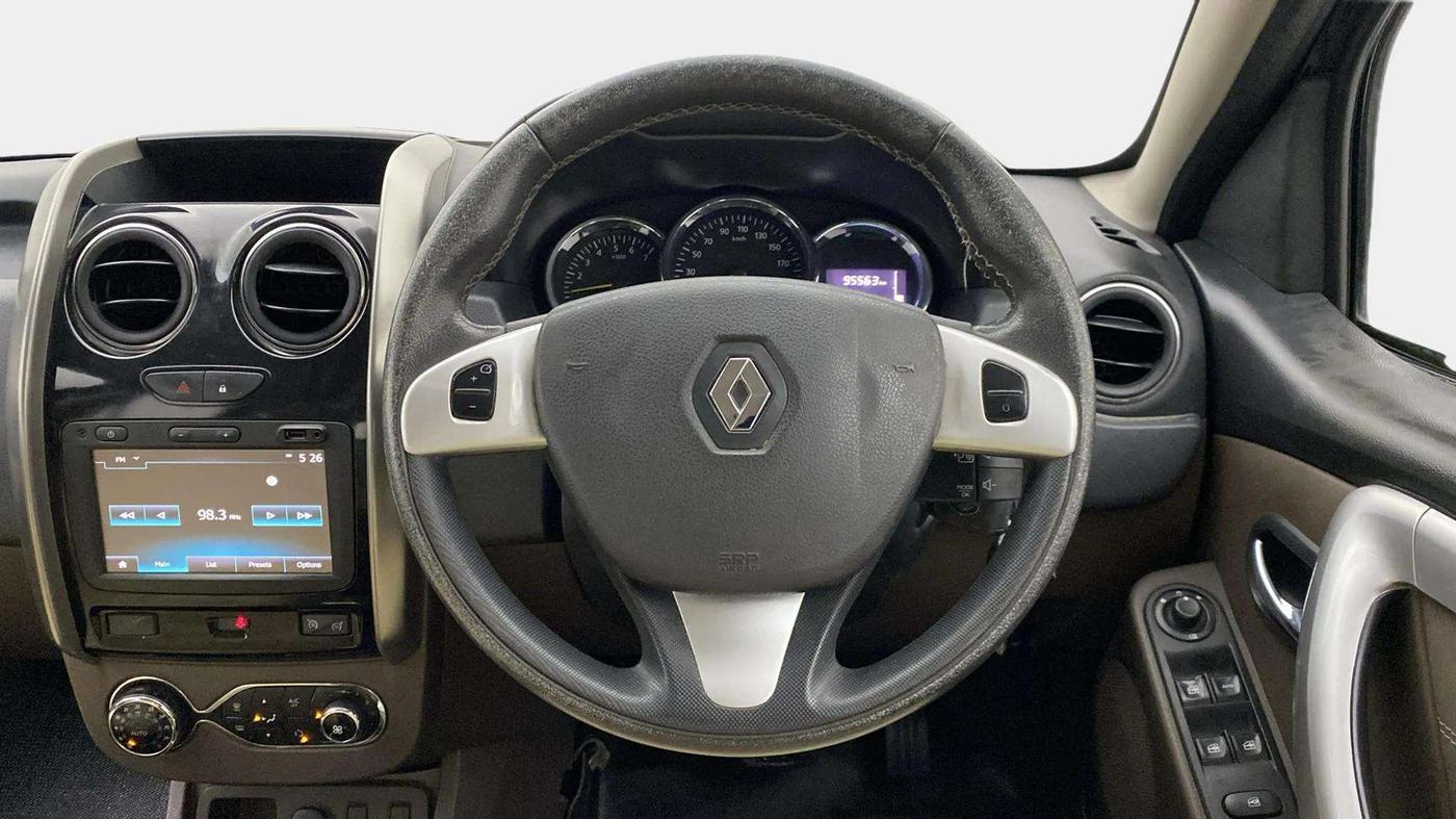 2016 Renault Duster 110 PS RXZ 4X2 AMT DIESEL, Diesel, Automatic, 95,759 km, Steering Wheel Close Up