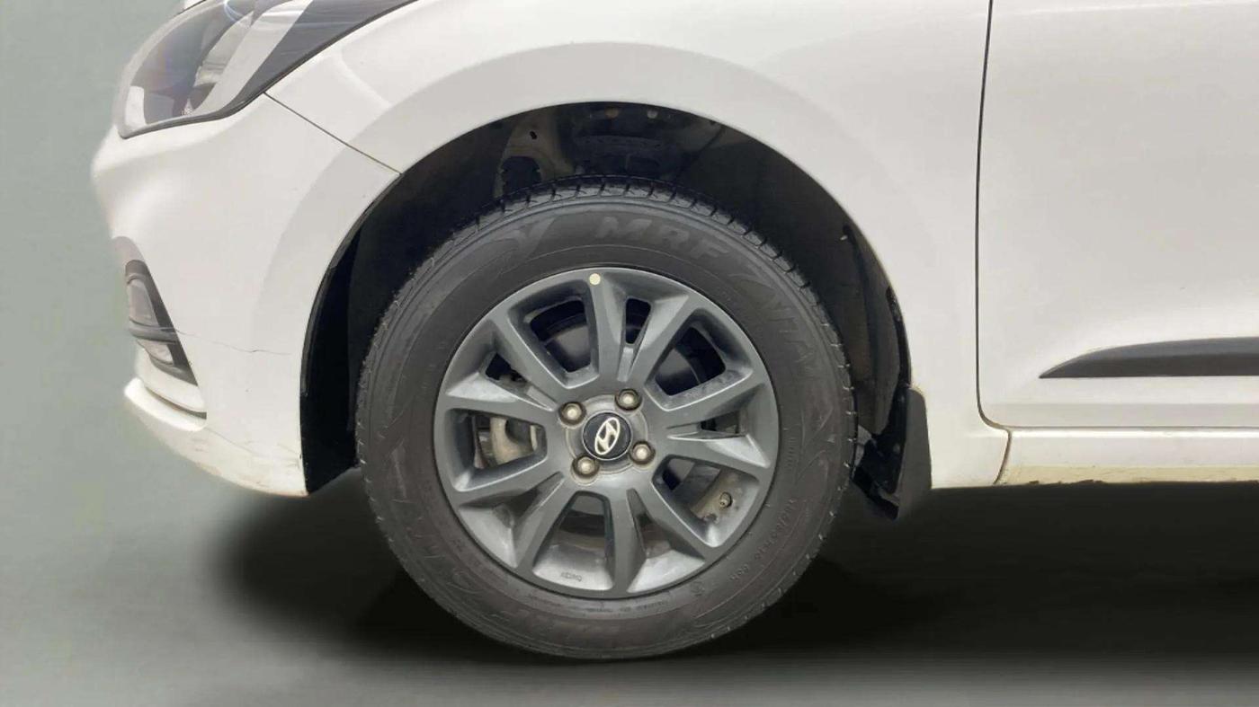 2019 Hyundai Elite i20 SPORTZ PLUS 1.2, Petrol, Manual, 24,950 km, Left Front Wheel