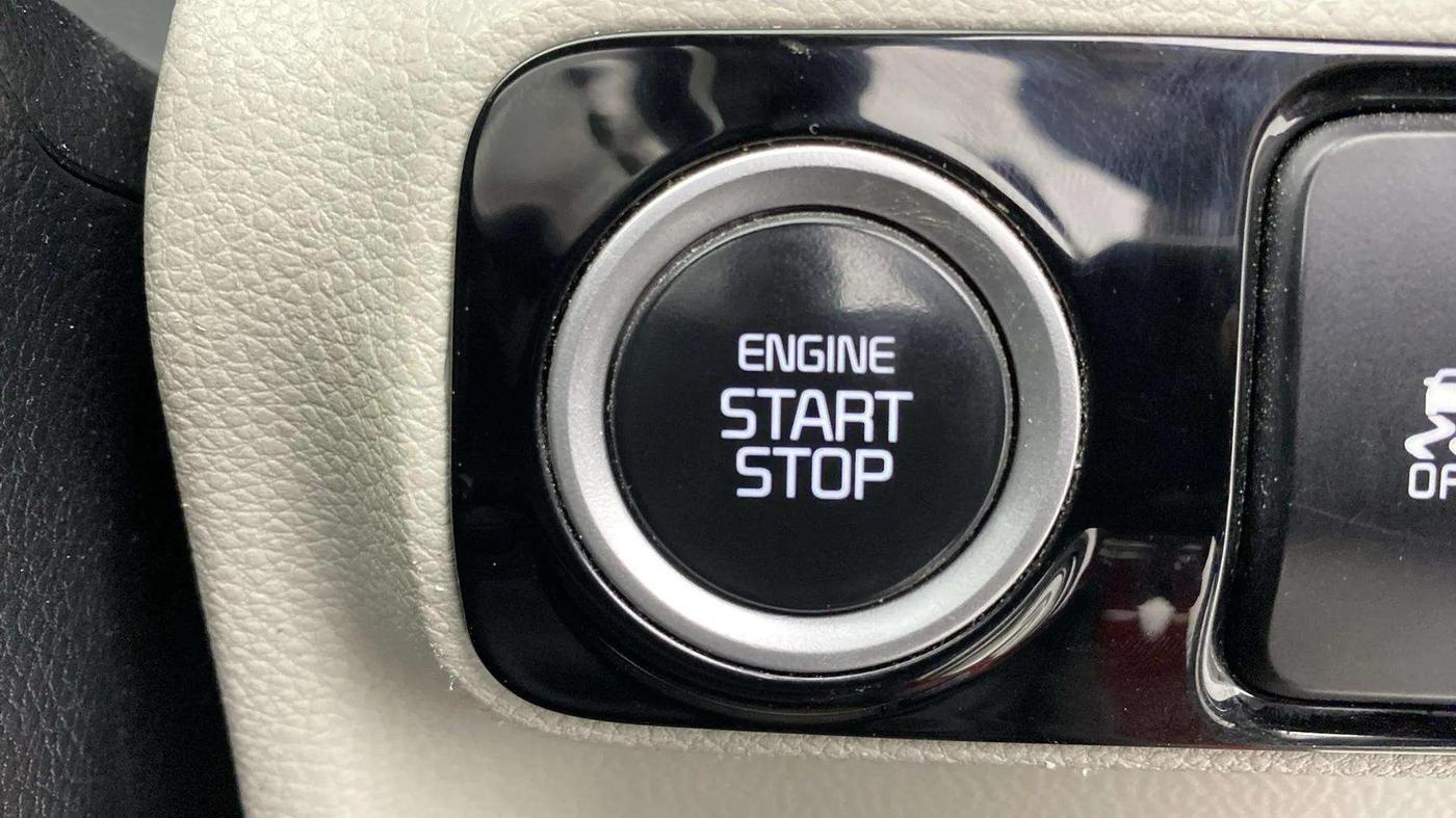 2022 KIA SONET HTX 1.5 AT, Diesel, Automatic, 43,394 km, Keyless Start/ Stop Button