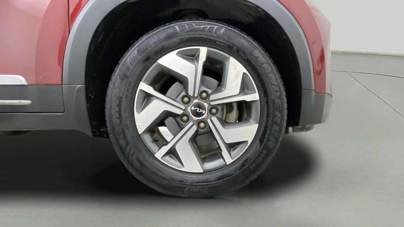 2022 KIA SONET HTX 1.5 AT, Diesel, Automatic, 43,394 km, Right Front Wheel