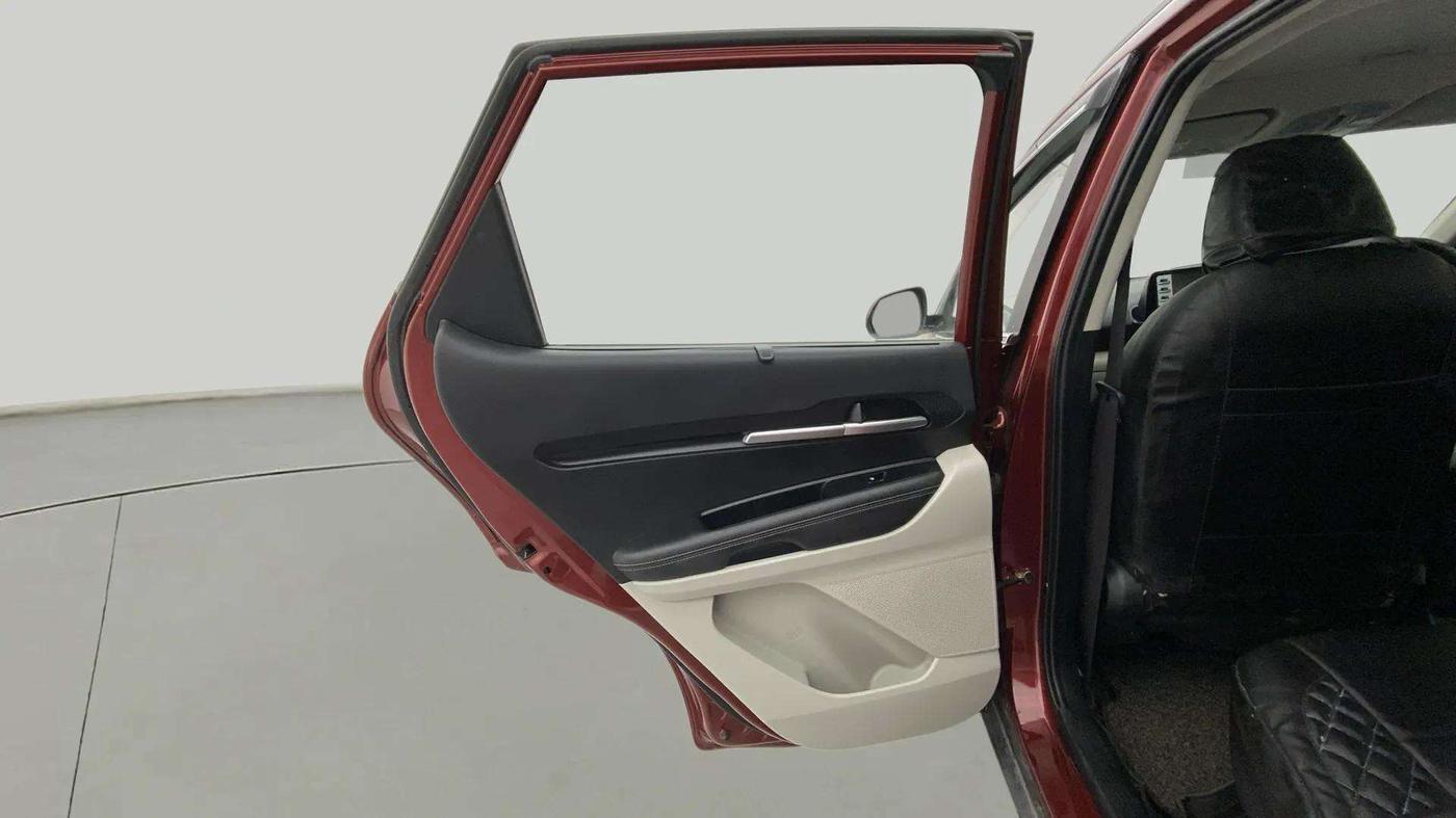 2022 KIA SONET HTX 1.5 AT, Diesel, Automatic, 43,394 km, LHS Rear Door