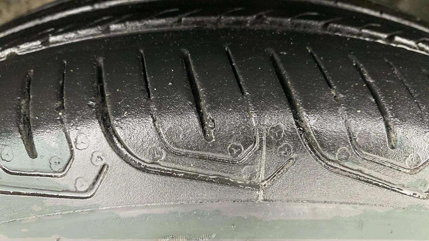 2023 Tata TIGOR XZ PLUS CNG, CNG, Manual, 11,100 km, Right Front Tyre Tread