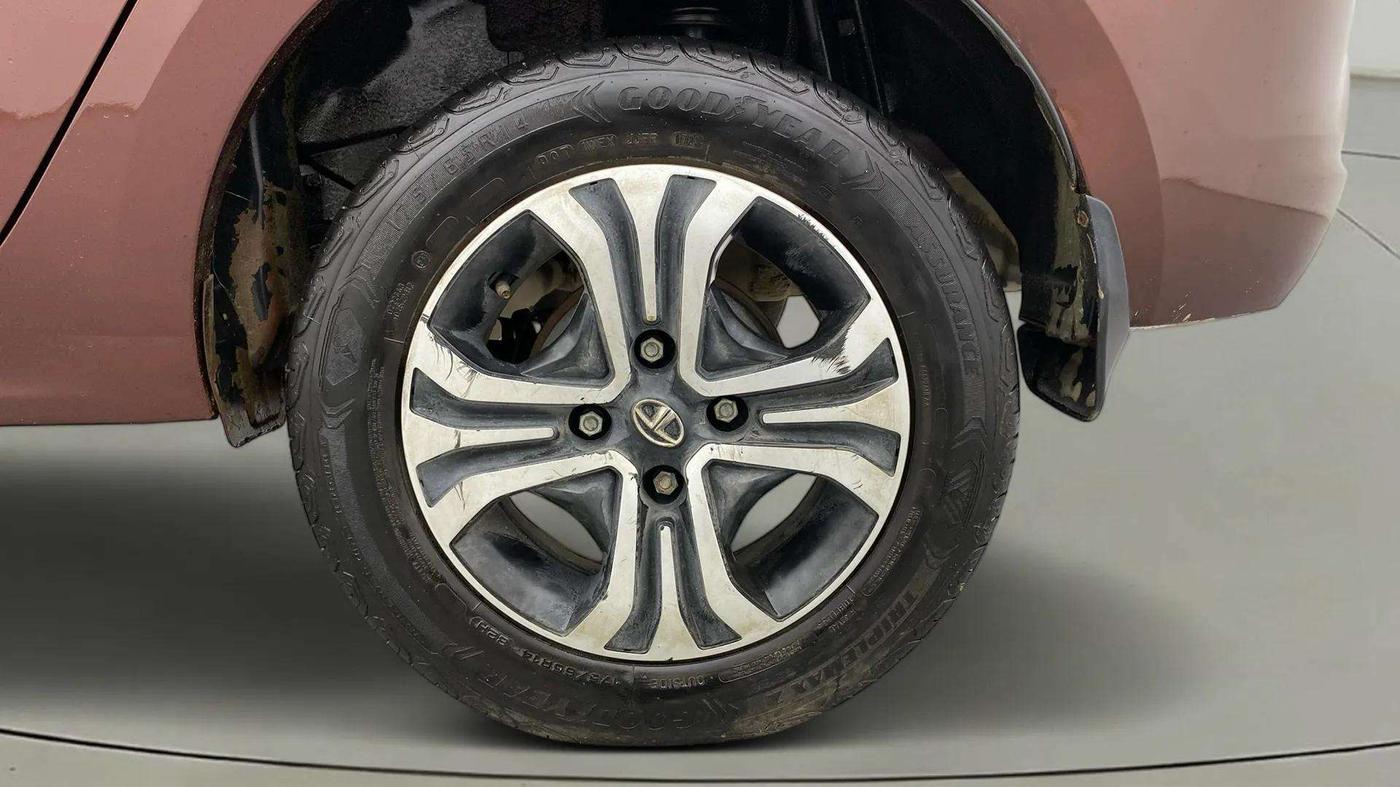 2023 Tata TIGOR XZ PLUS CNG, CNG, Manual, 11,100 km, Left Rear Wheel