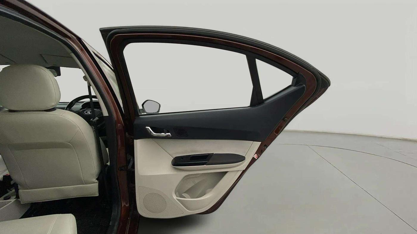 2023 Tata TIGOR XZ PLUS CNG, CNG, Manual, 11,100 km, RHS Rear Door