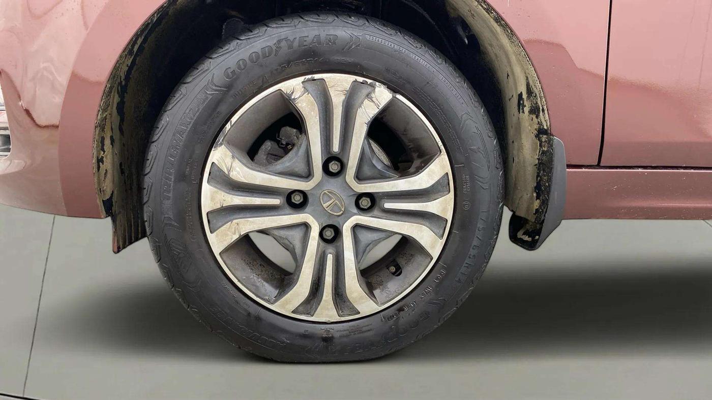 2023 Tata TIGOR XZ PLUS CNG, CNG, Manual, 11,100 km, Left Front Wheel