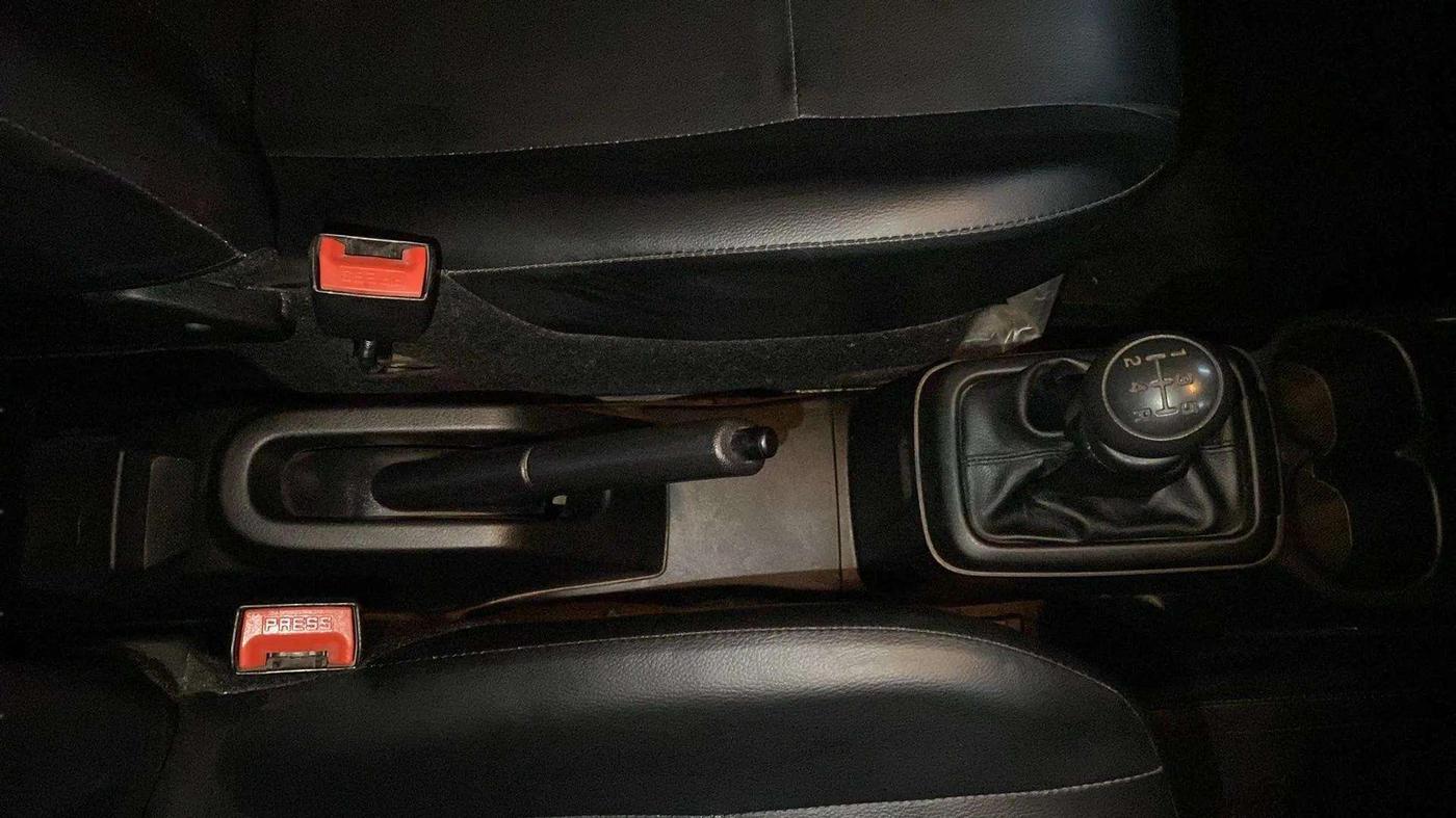 2021 Maruti S PRESSO STD, CNG, Manual, 29,405 km, Gear Lever