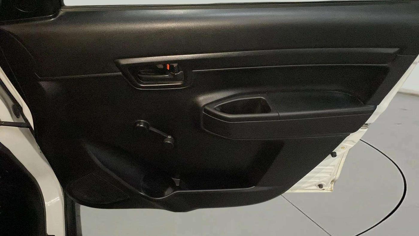 2021 Maruti S PRESSO STD, CNG, Manual, 29,405 km, Driver Side Door Panels Control