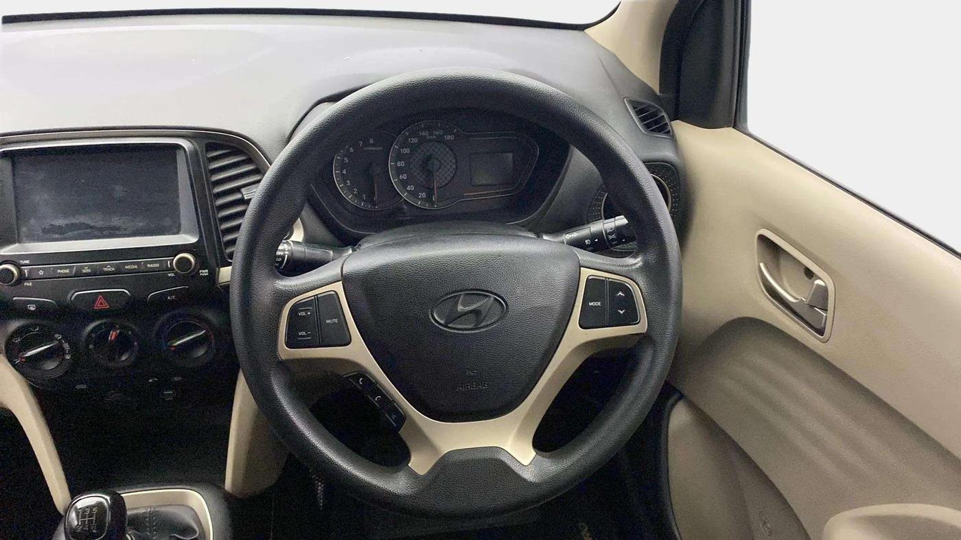 2019 Hyundai NEW SANTRO SPORTZ MT, Petrol, Manual, 92,838 km, Steering Wheel Close Up