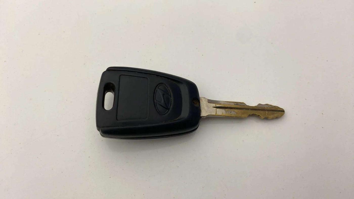2019 Hyundai NEW SANTRO SPORTZ MT, Petrol, Manual, 92,838 km, Key Close Up