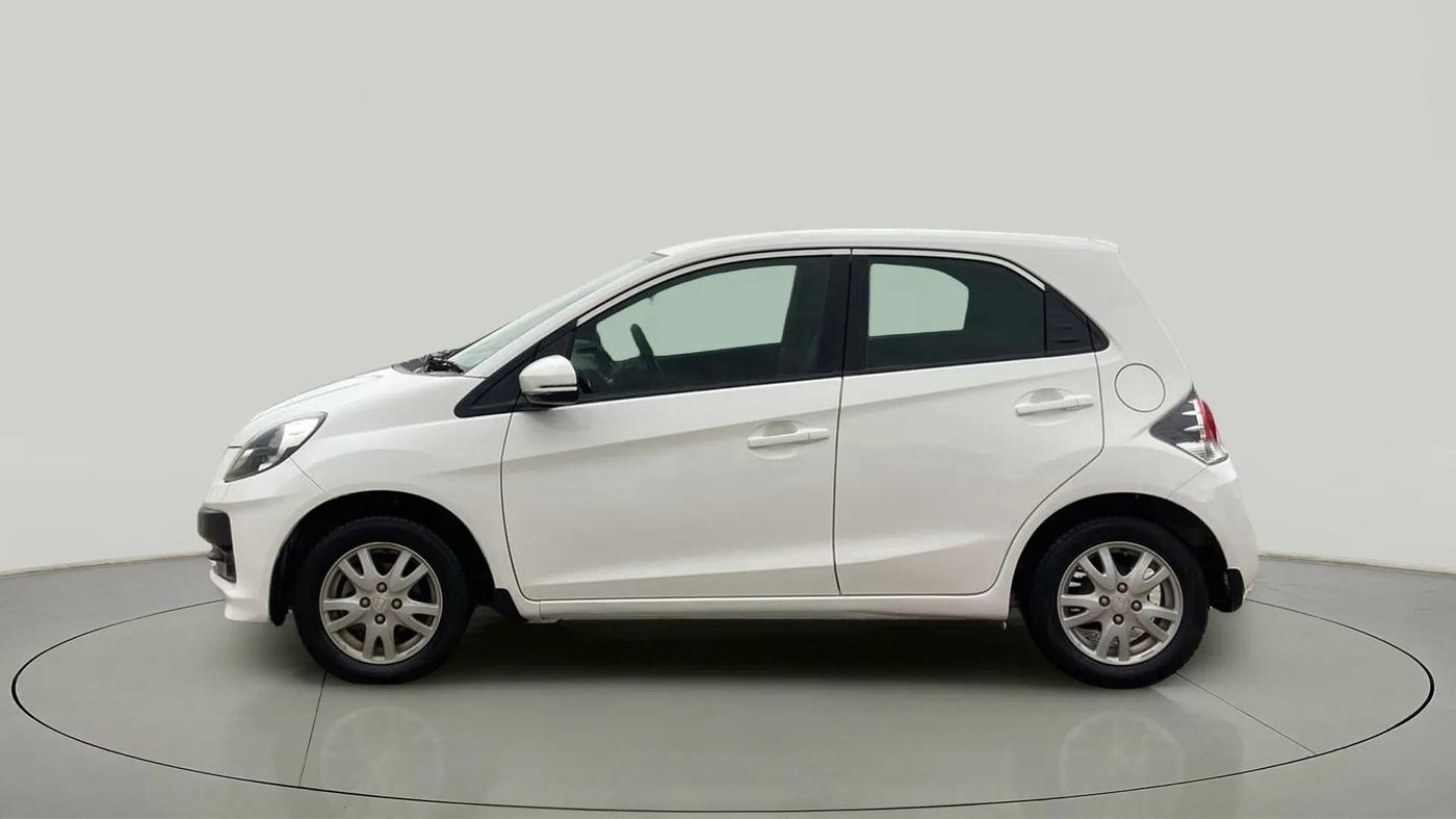 2015 Honda Brio VX MT, Petrol, Manual, 48,545 km, Left Side