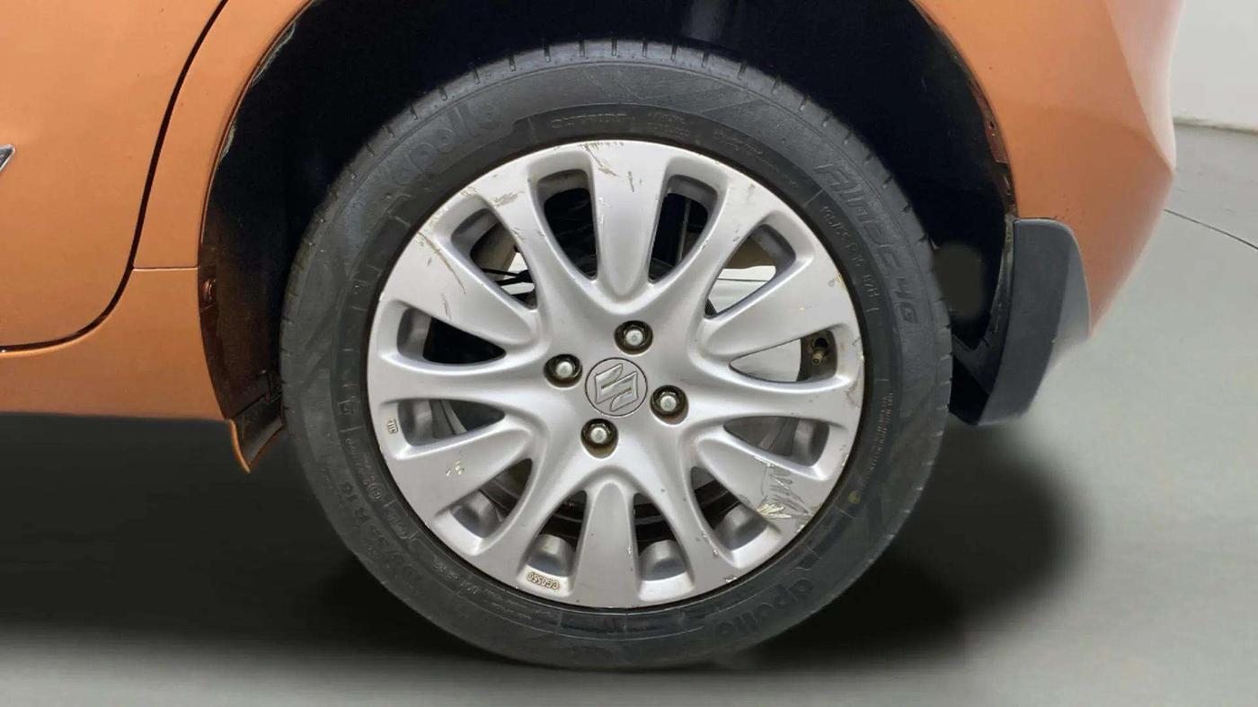 2017 Maruti Baleno ZETA CVT PETROL 1.2, Petrol, Automatic, 59,262 km, Left Rear Wheel