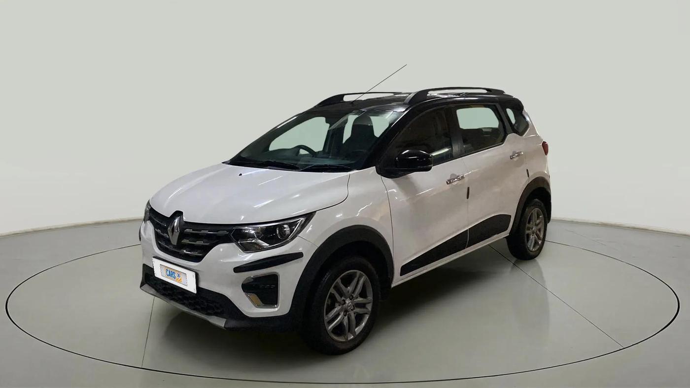 2023 Renault TRIBER RXZ, Petrol, Manual, 22,268 km, Left Front Diagonal