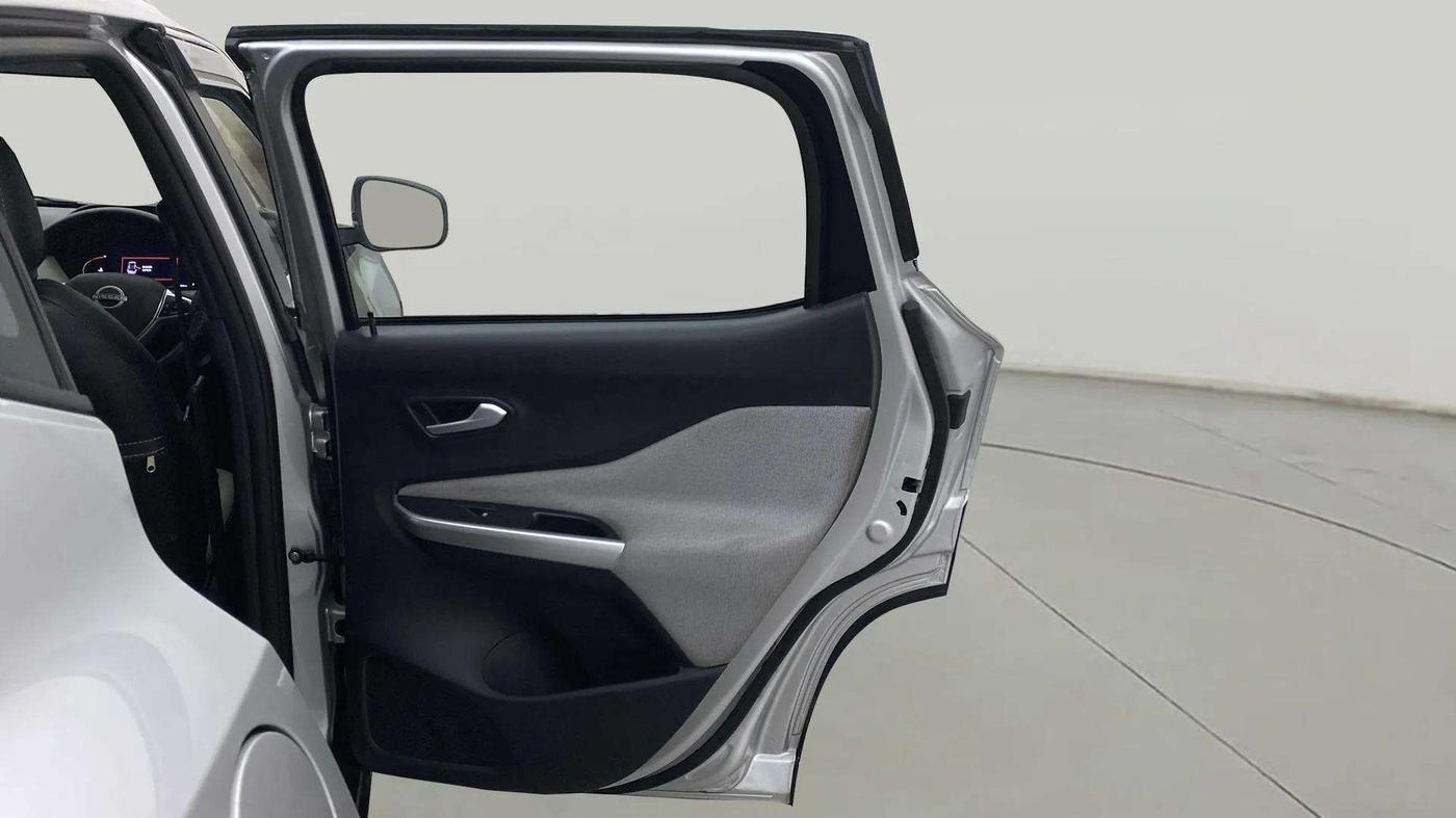 2022 Nissan MAGNITE XV TURBO CVT, Petrol, Automatic, 4,174 km, RHS Rear Door