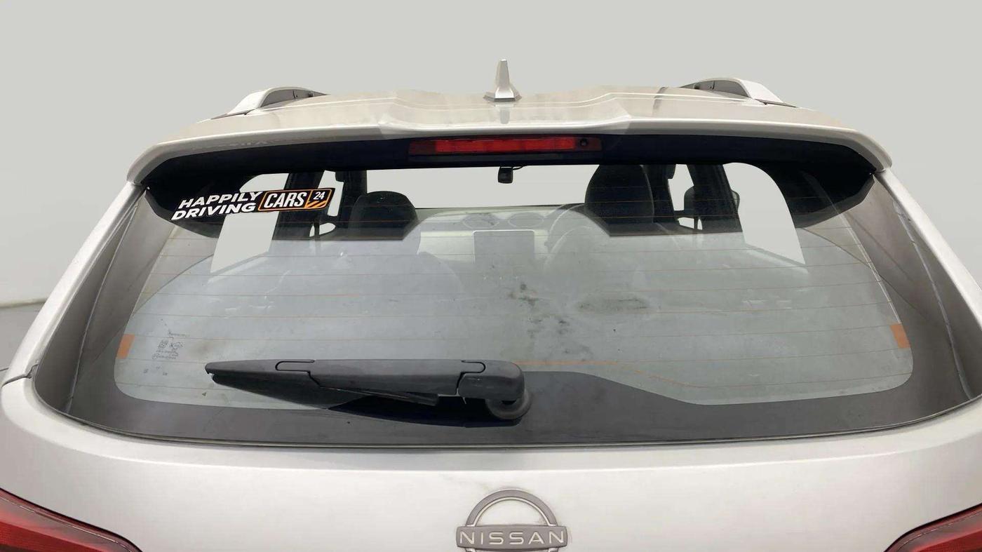 2022 Nissan MAGNITE XV TURBO CVT, Petrol, Automatic, 4,174 km, Rear Windshield