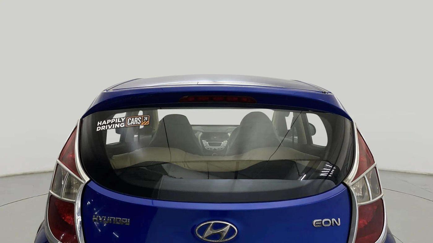 2014 Hyundai Eon SPORTZ, Petrol, Manual, 38,258 km, Rear Windshield