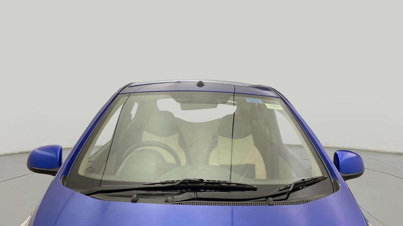 2014 Hyundai Eon SPORTZ, Petrol, Manual, 38,258 km, Front Windshield