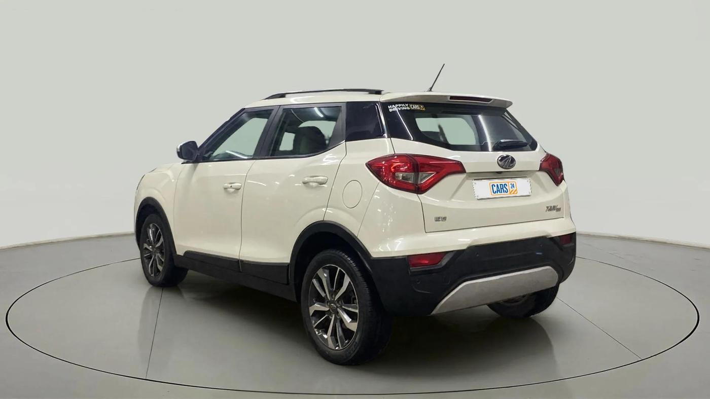 2020 Mahindra XUV300 W8 (O) 1.2 PETROL, Petrol, Manual, 48,103 km, Left Back Diagonal