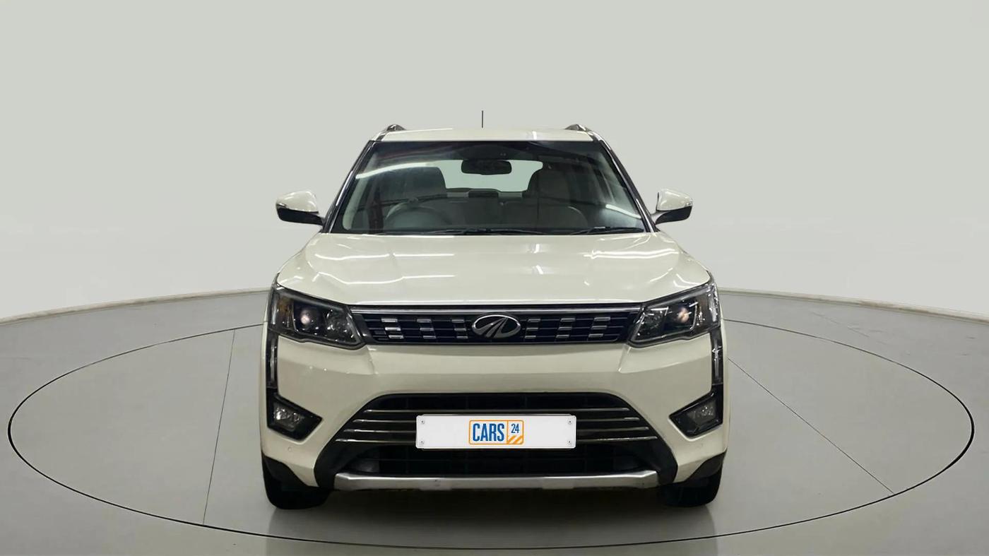 2020 Mahindra XUV300 W8 (O) 1.2 PETROL, Petrol, Manual, 48,103 km, Front