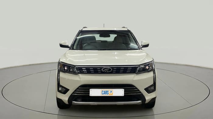 2020 Mahindra XUV300 W8 (O) 1.2 PETROL, Petrol, Manual, 48,103 km, Front