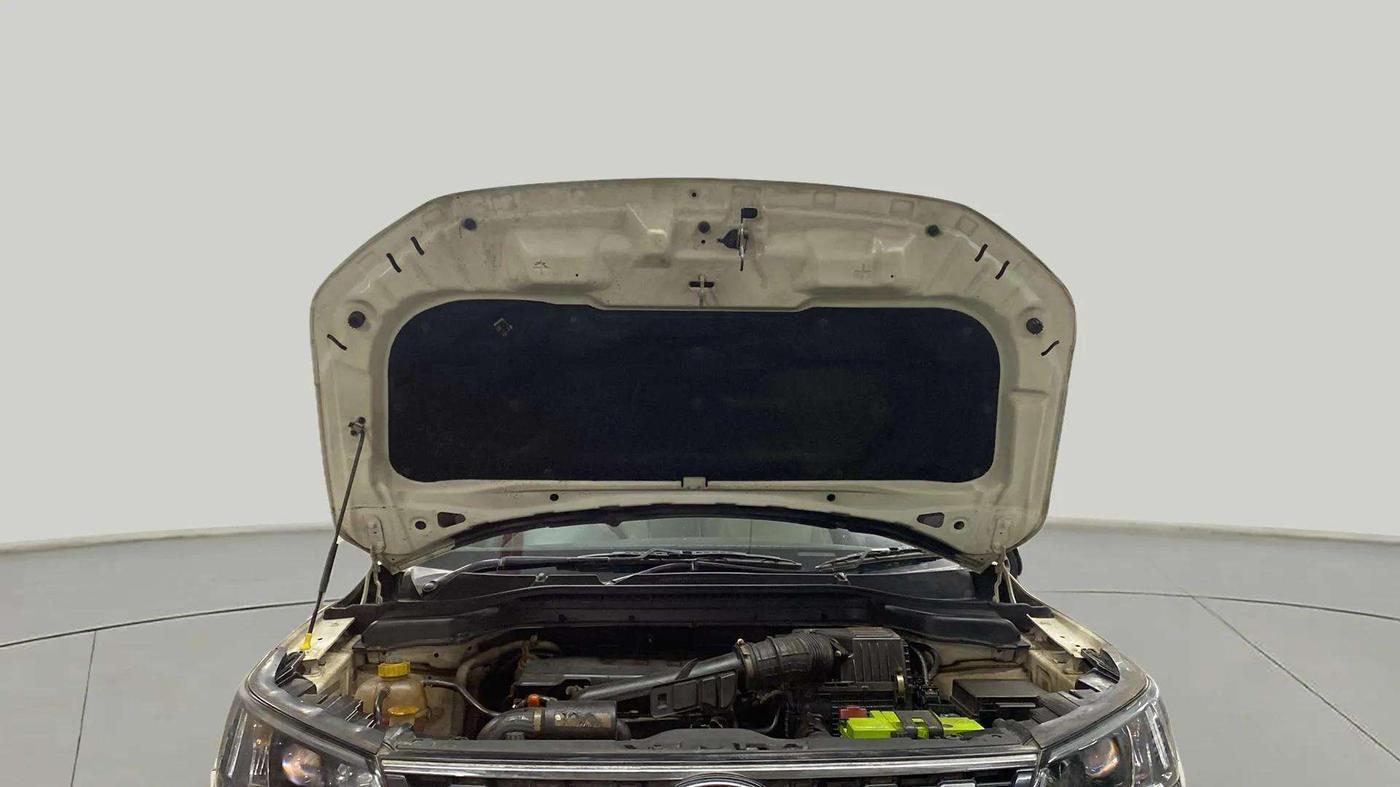 2020 Mahindra XUV300 W8 (O) 1.2 PETROL, Petrol, Manual, 48,103 km, Open Bonet