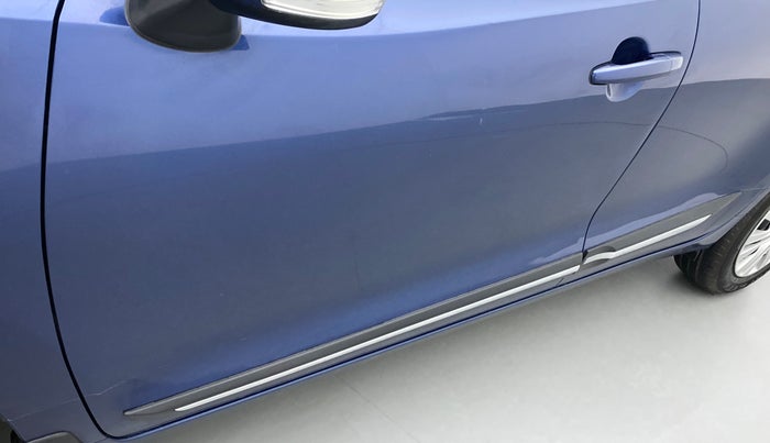 2021 Maruti Baleno DELTA PETROL 1.2, Petrol, Manual, 16,455 km, Front passenger door - Minor scratches
