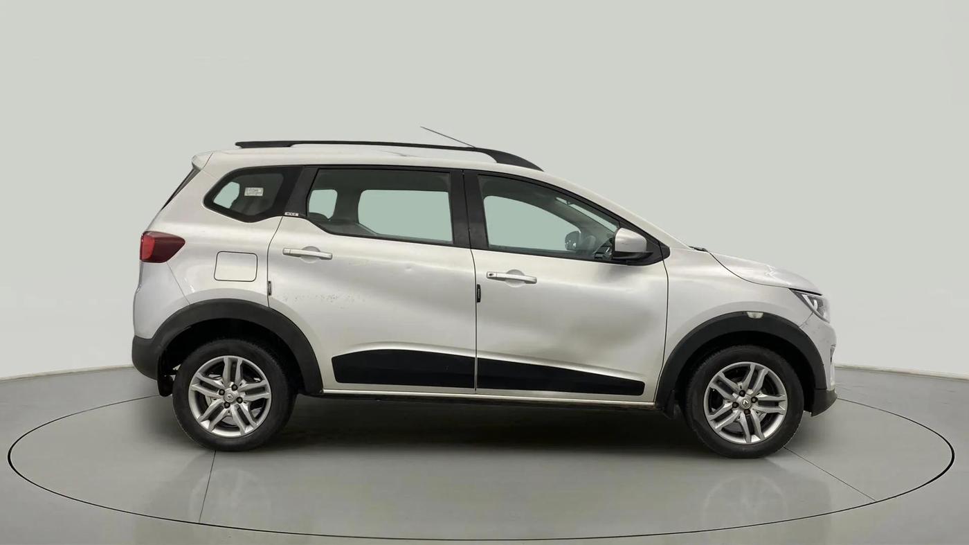 2020 Renault TRIBER RXZ AMT, Petrol, Automatic, 36,125 km, Right Side View